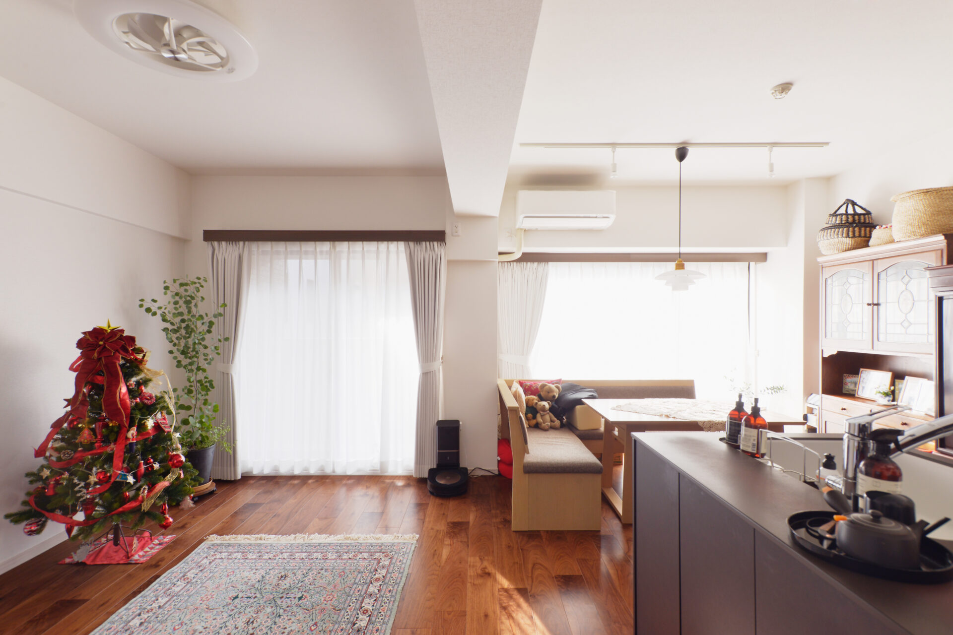 ようこそ美術館へ! おもてなし心たっぷりの、廊下がギャラリーのお家