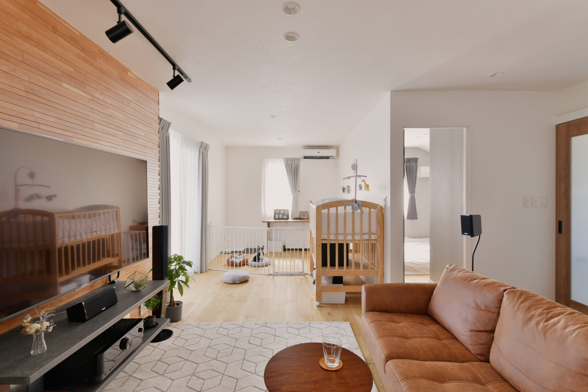 オープンな間取りで三世代が快適に暮らせる住まい