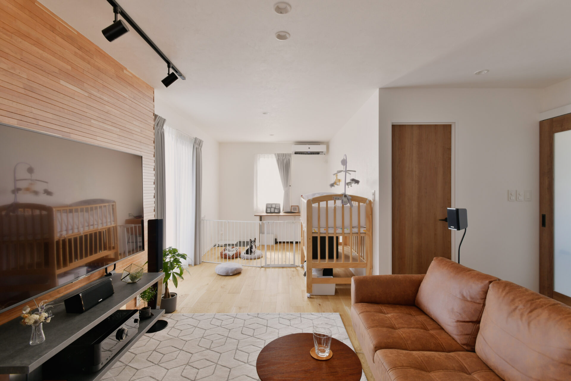 オープンな間取りで三世代が快適に暮らせる住まい