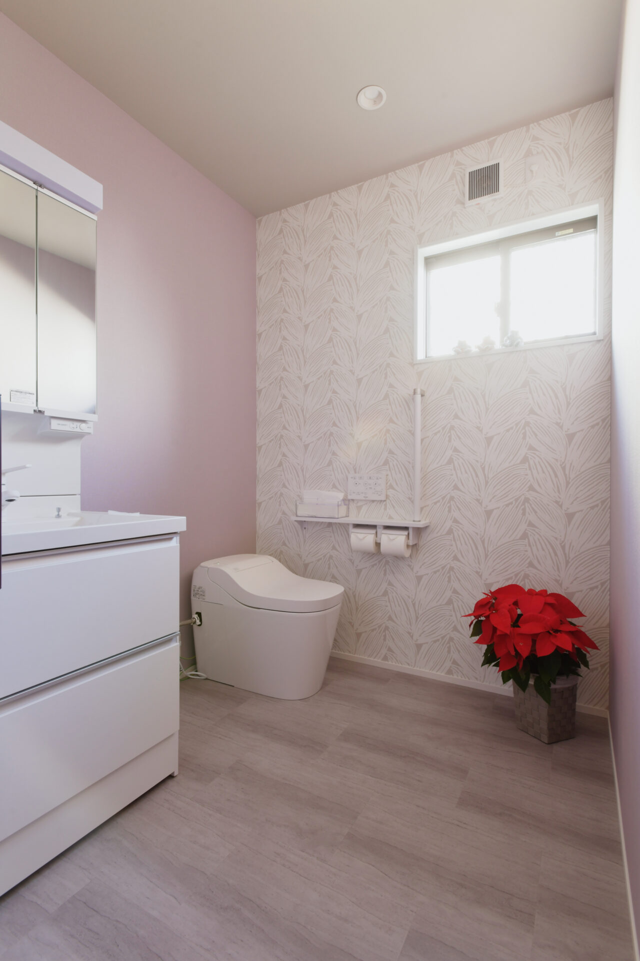 ツーバイフォーから自由な間取りを実現。距離感がちょうどいい二世帯住宅のお家