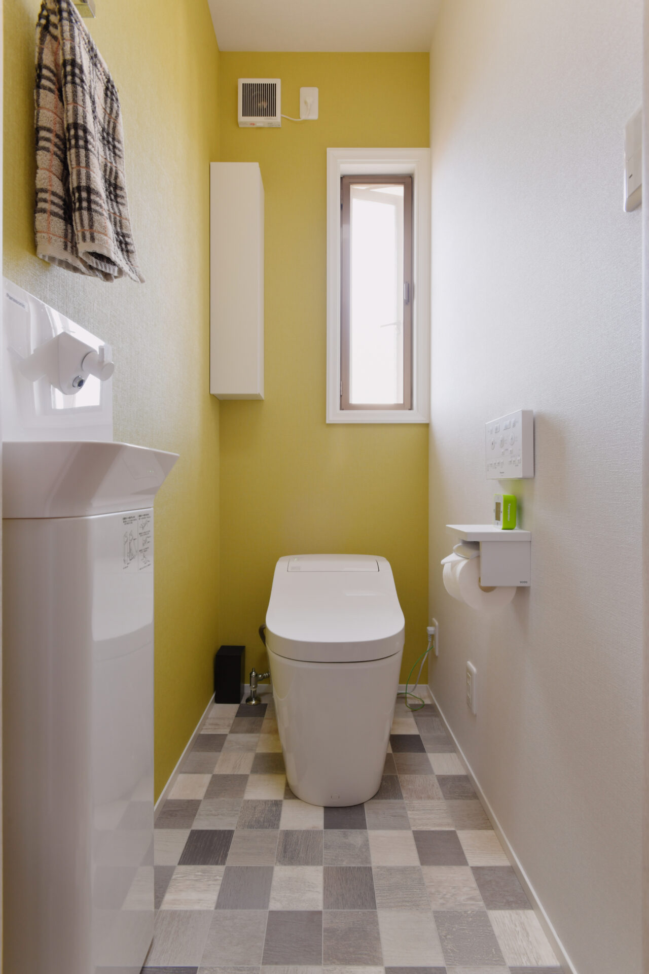 ツーバイフォーから自由な間取りを実現。距離感がちょうどいい二世帯住宅のお家