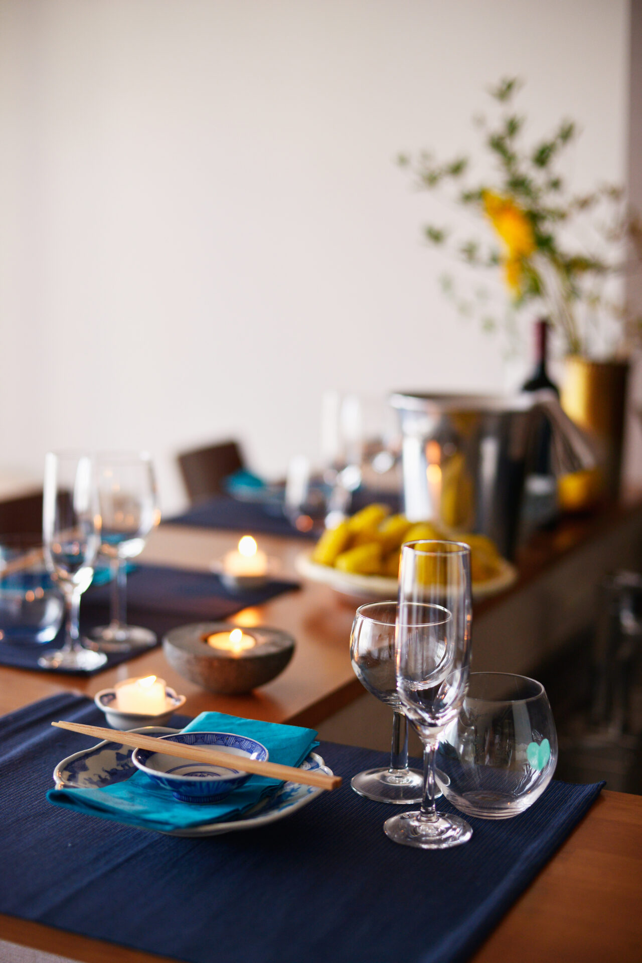 スタイリッシュ × エレガント。大人の隠れ家を演出するカウンターキッチン