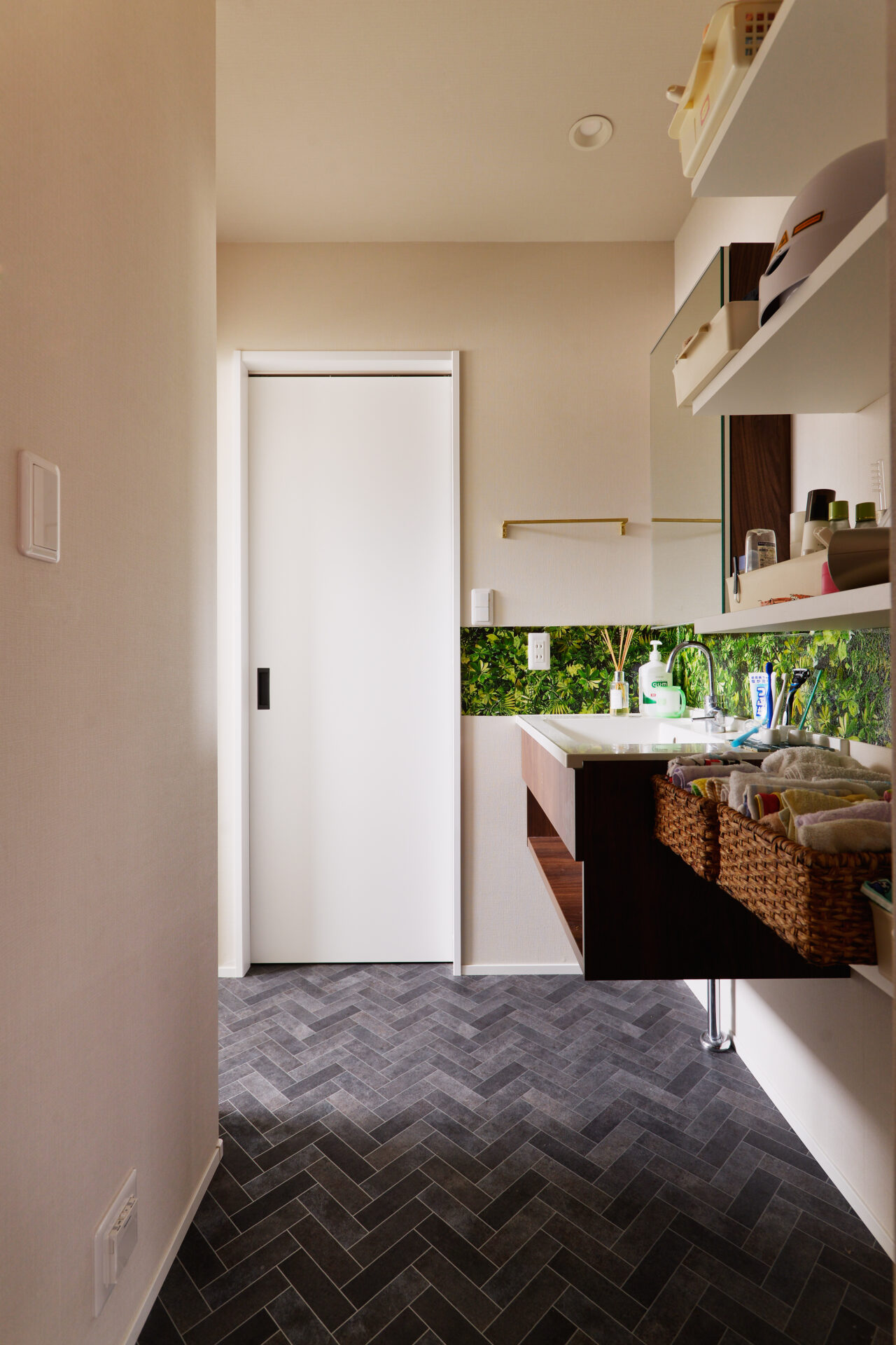 俺色全開! ご主人がこだわり抜いた店舗兼住居の2世帯住宅