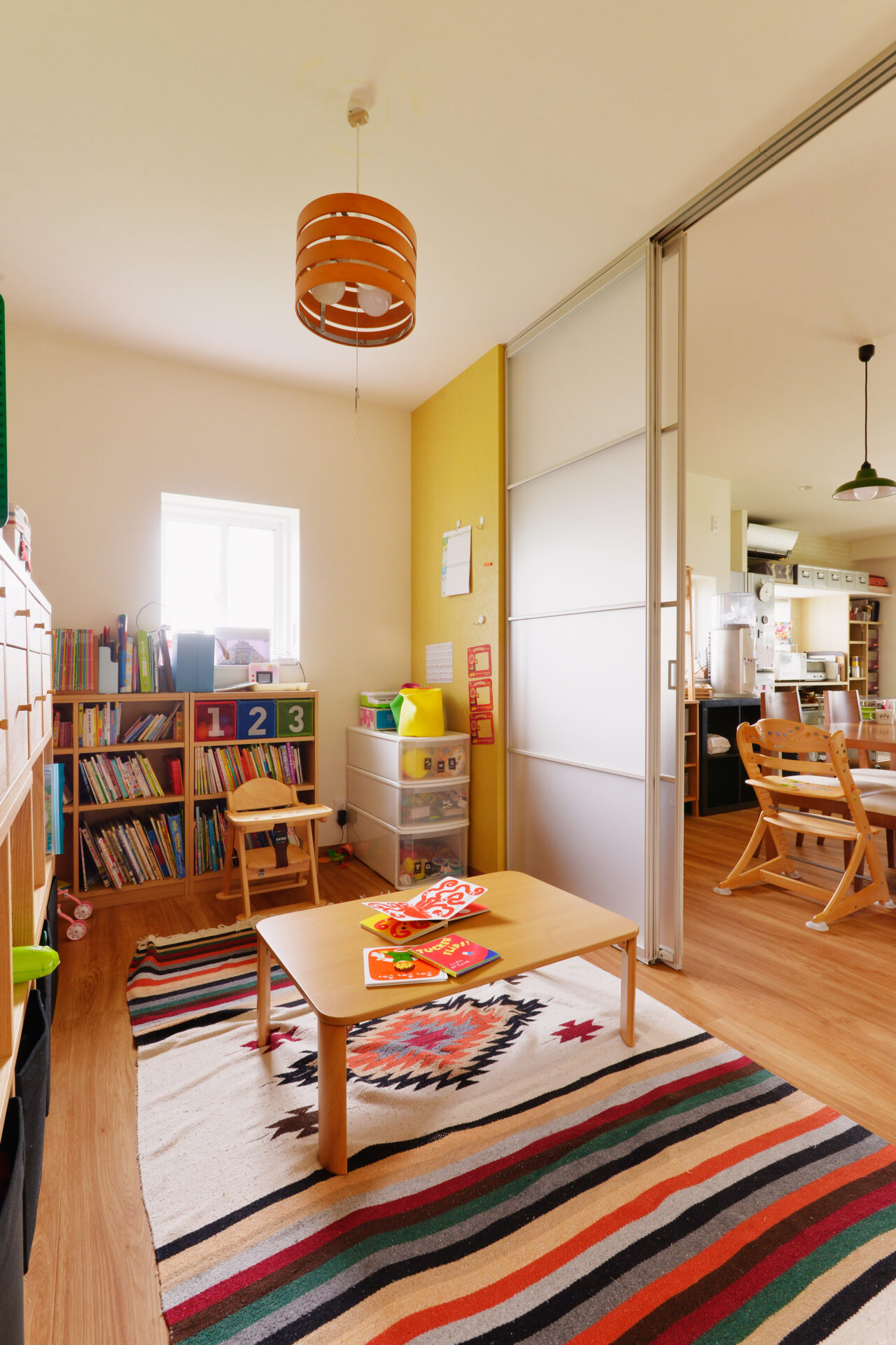 奥さまの家事が楽になる導線を。キッチンを中心に家族の笑顔が溢れるお家