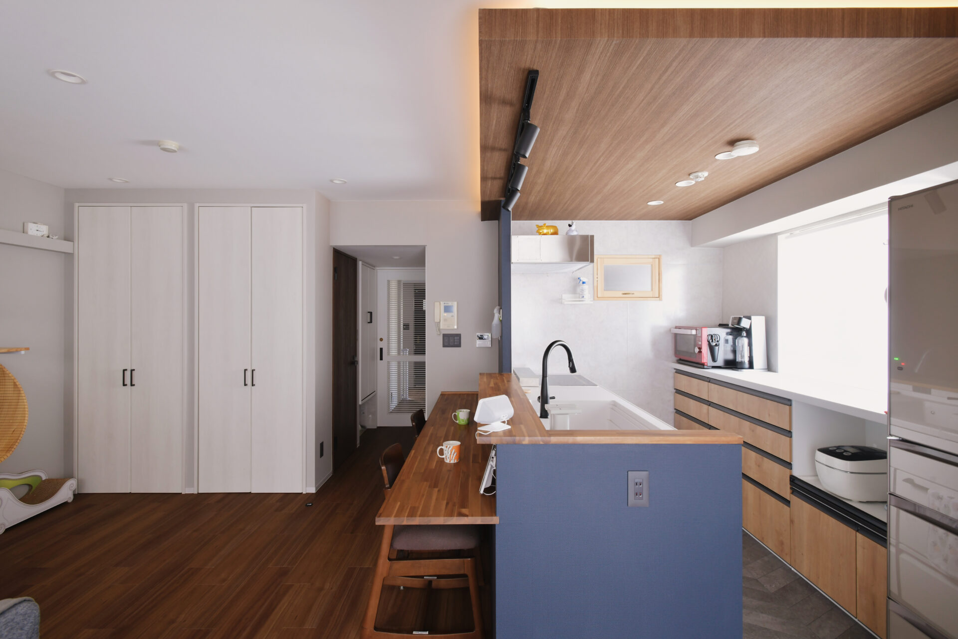 猫ちゃんものびのび。キャットウォークのあるお家