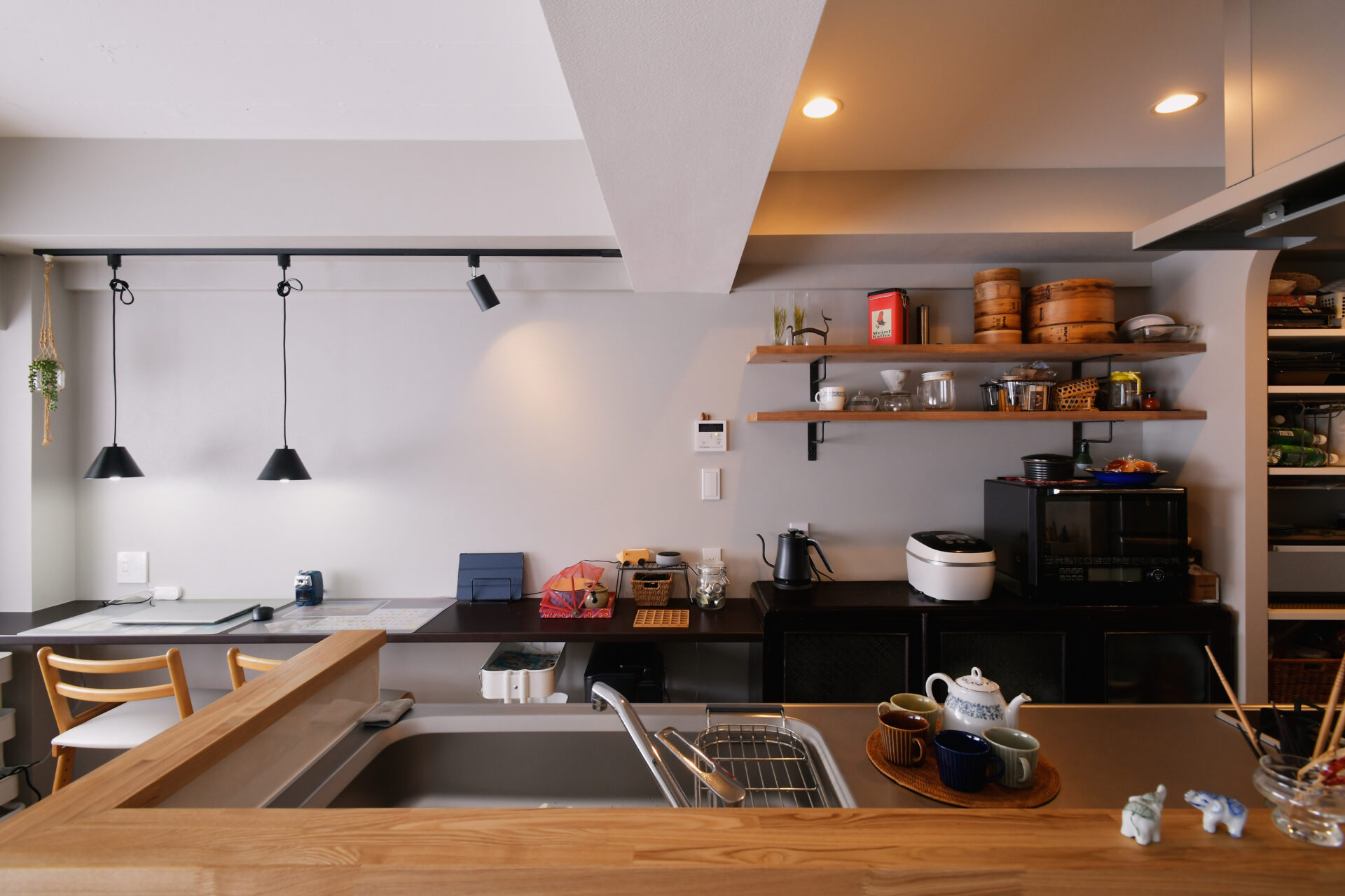 広々リビングと収納を実現。家族4人で快適に過ごせるお家