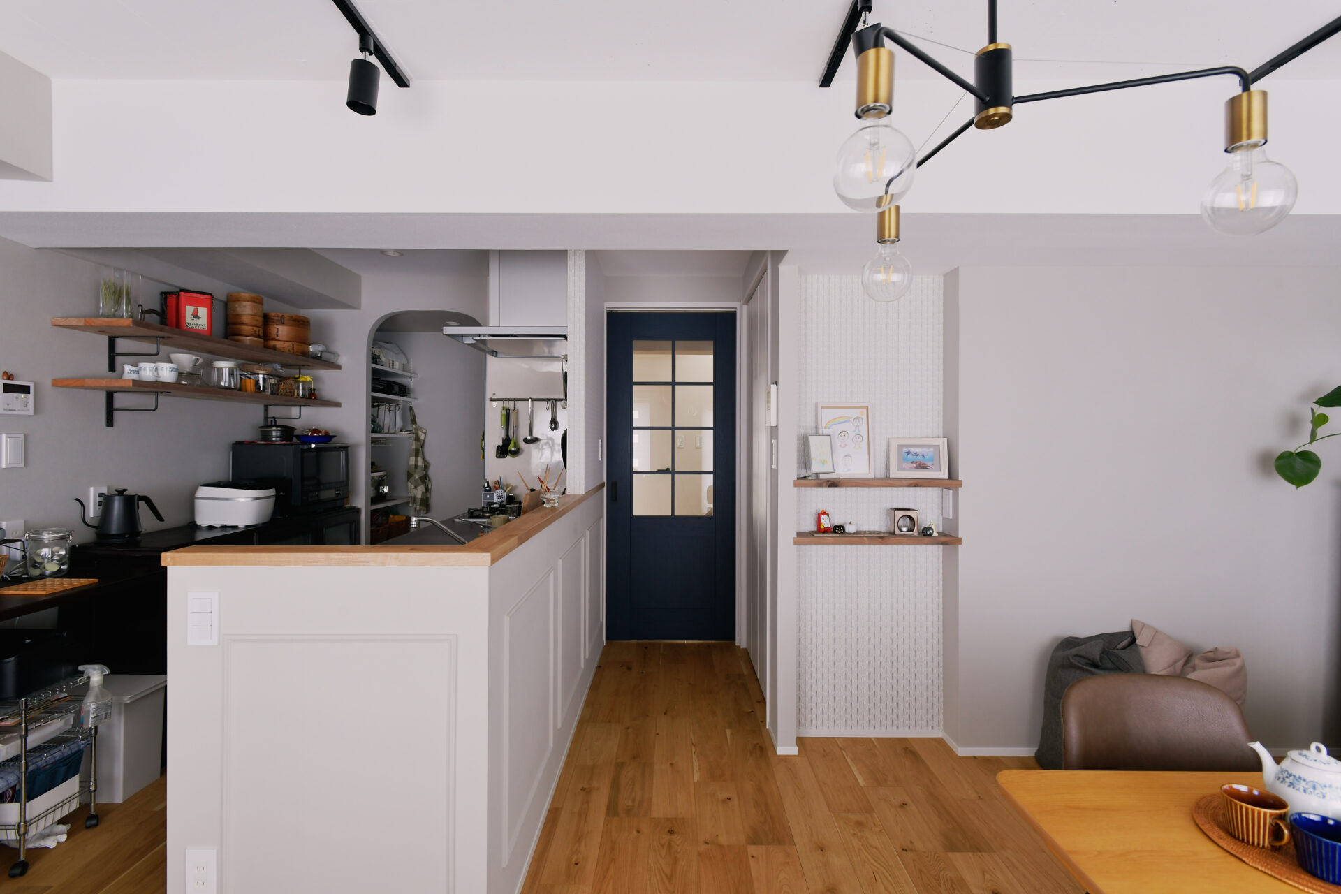 広々リビングと収納を実現。家族4人で快適に過ごせるお家