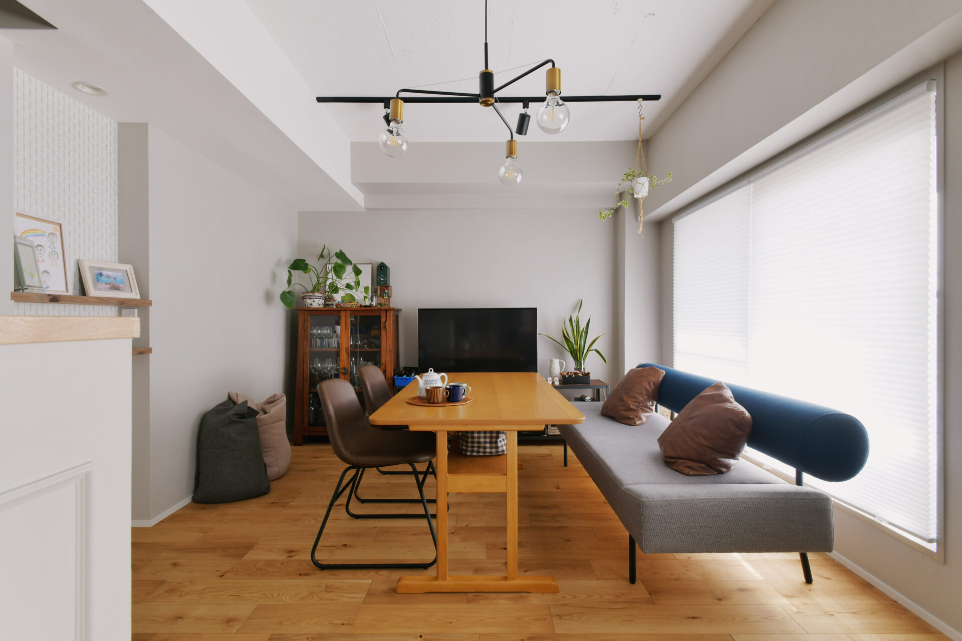 広々リビングと収納を実現。家族4人で快適に過ごせるお家