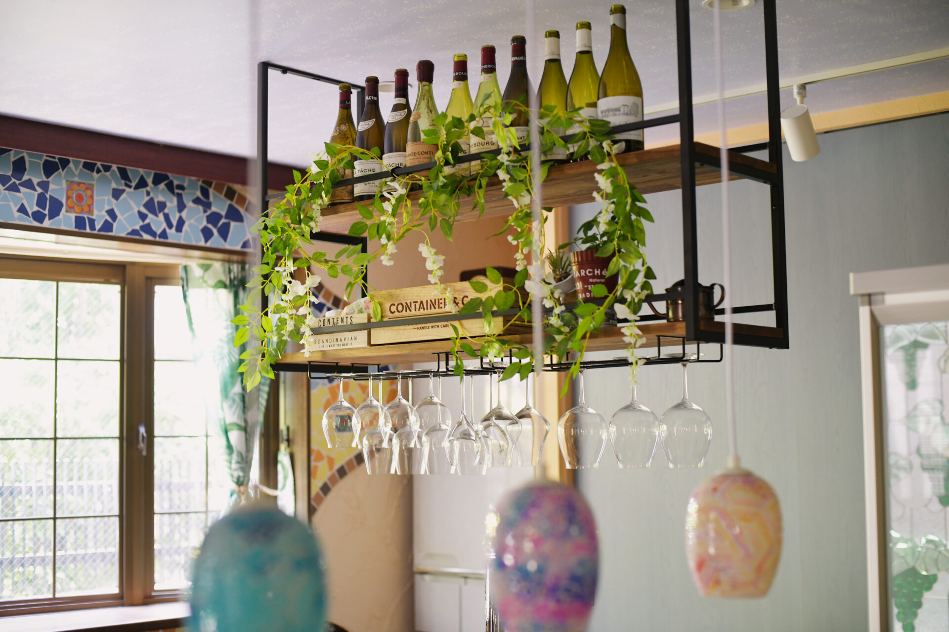 旅するリビング。ワインを楽しむお家