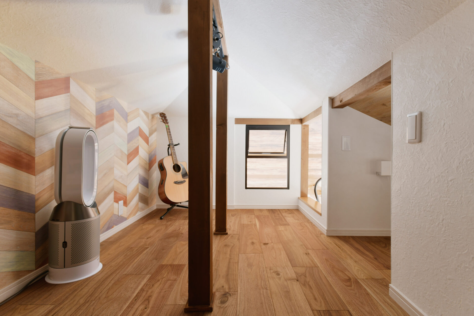 天井裏空間を活用。ロフトとアスレチックネットのあるお家