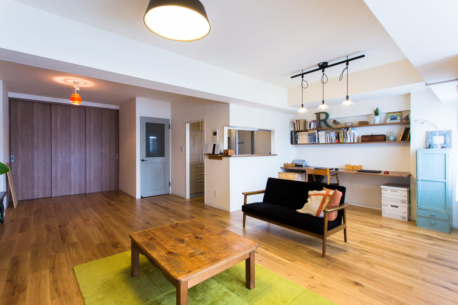 住み慣れたマンションで理想の暮らしを。広々として明るいリビング