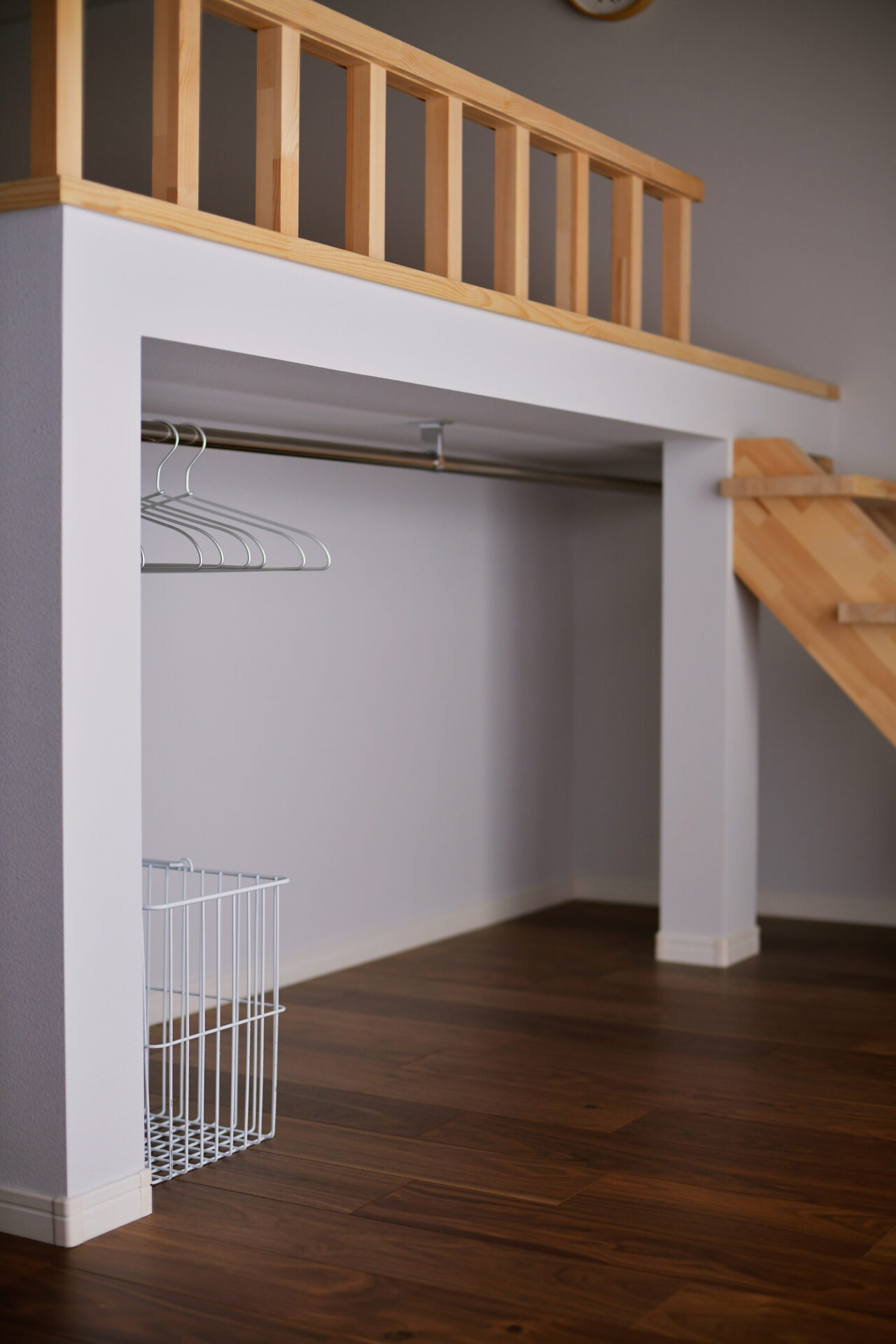 空間を最大限に生かす。リビングの小上がりは家族の居場所