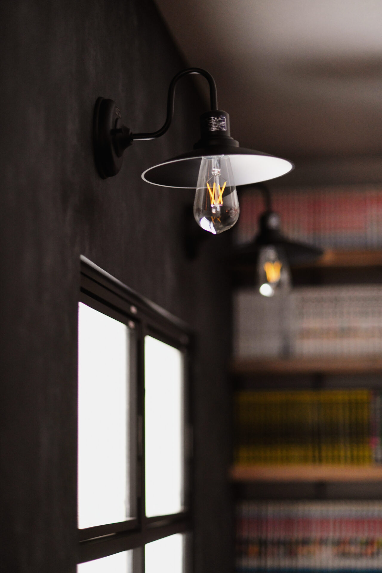 コレクションが生きる、インダストリアルテイストのお家