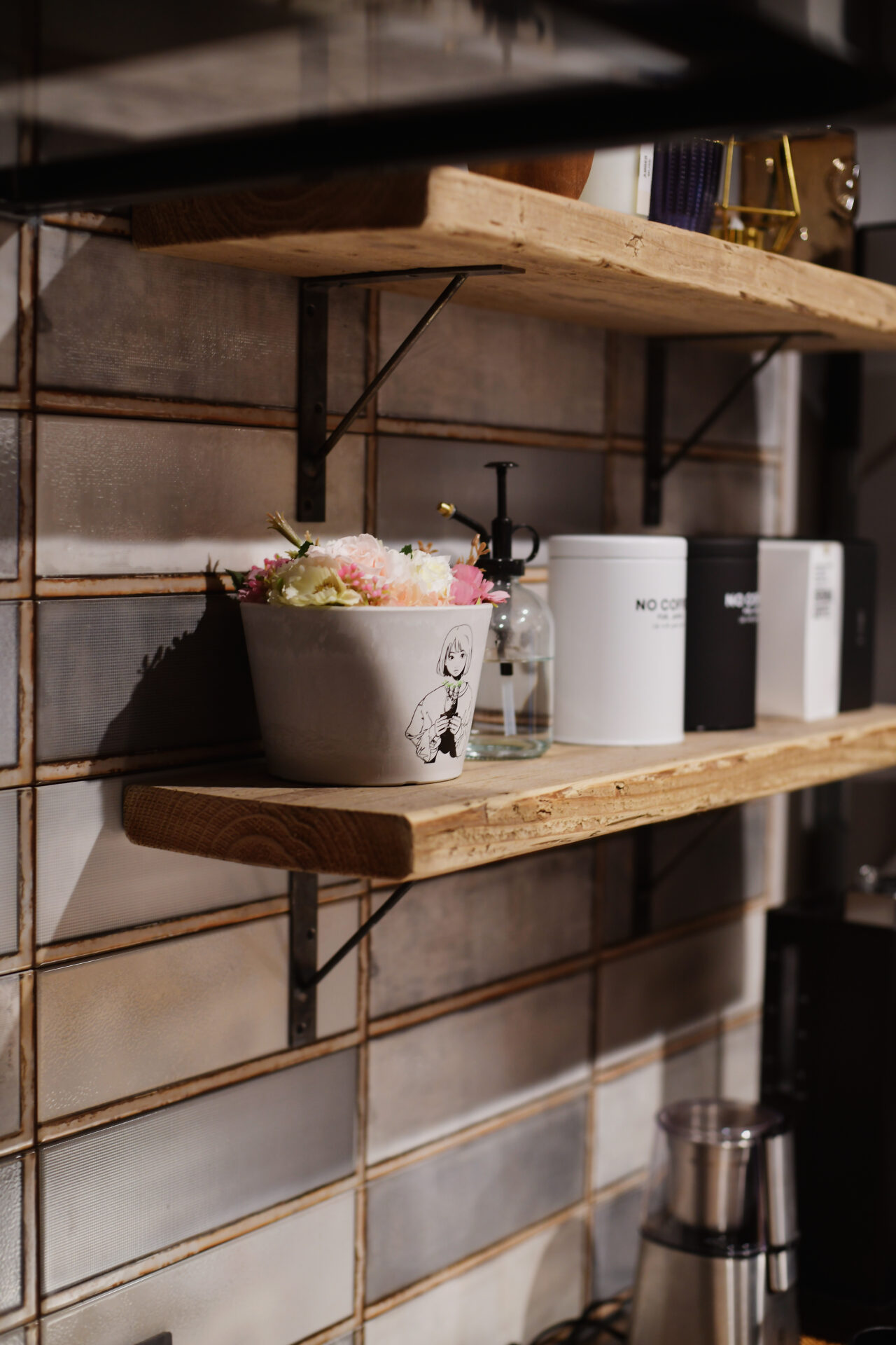 コレクションが生きる、インダストリアルテイストのお家