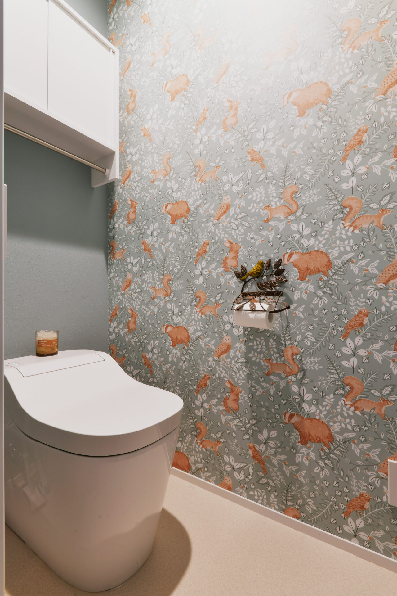 ビル2階分のフルリノベーション。回遊式で動線のいい家