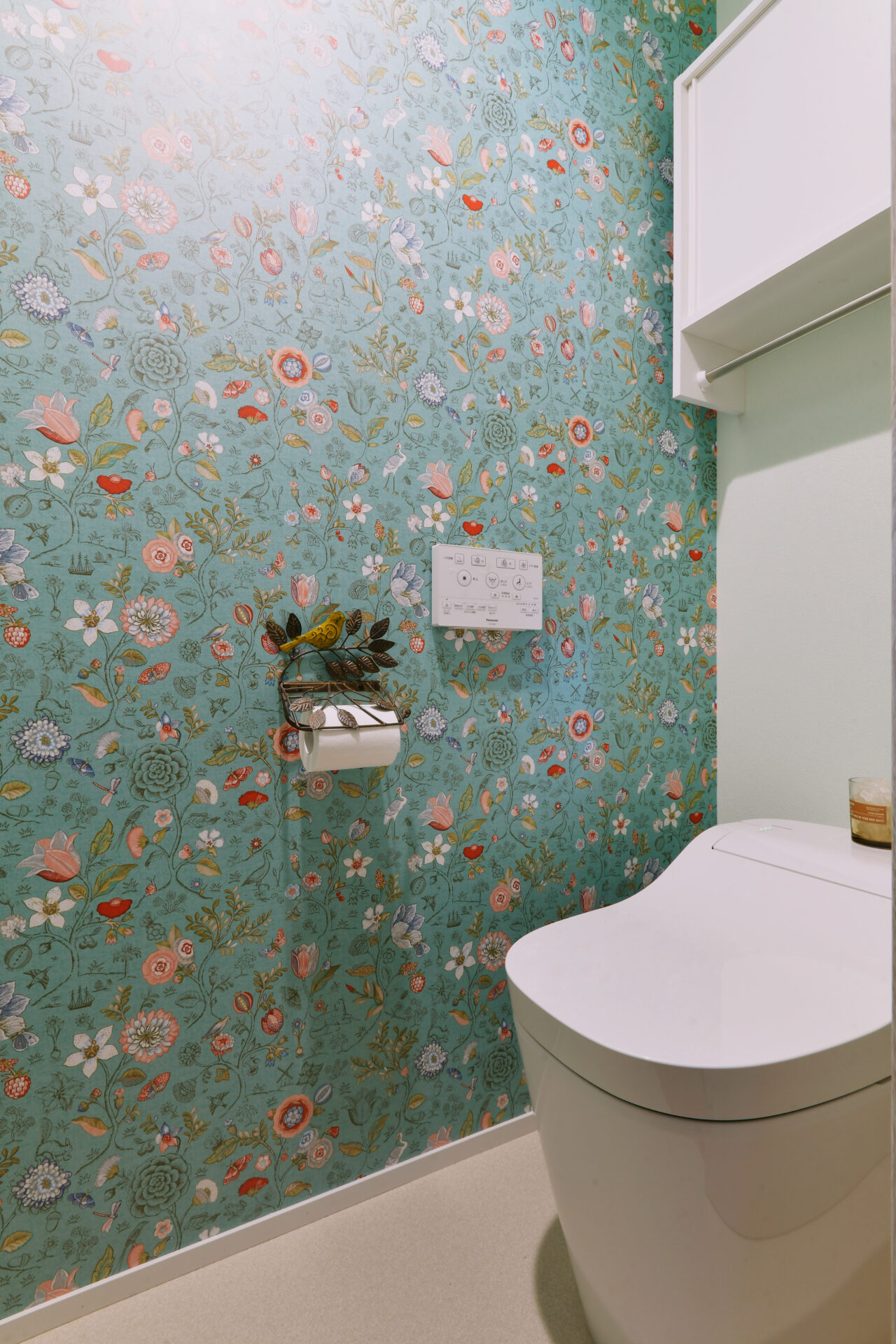 ビル2階分のフルリノベーション。回遊式で動線のいい家