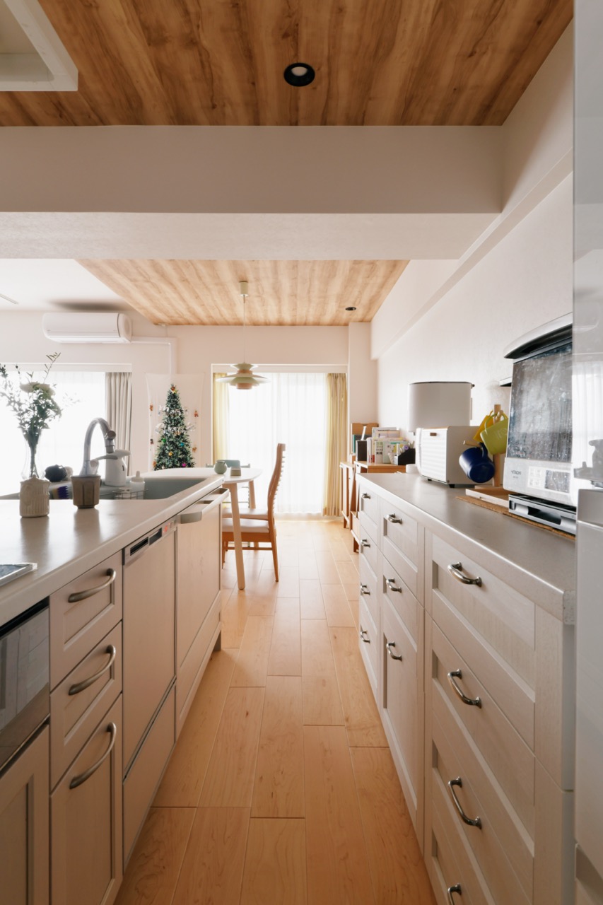 余白を残し、家族と共に変化するお家