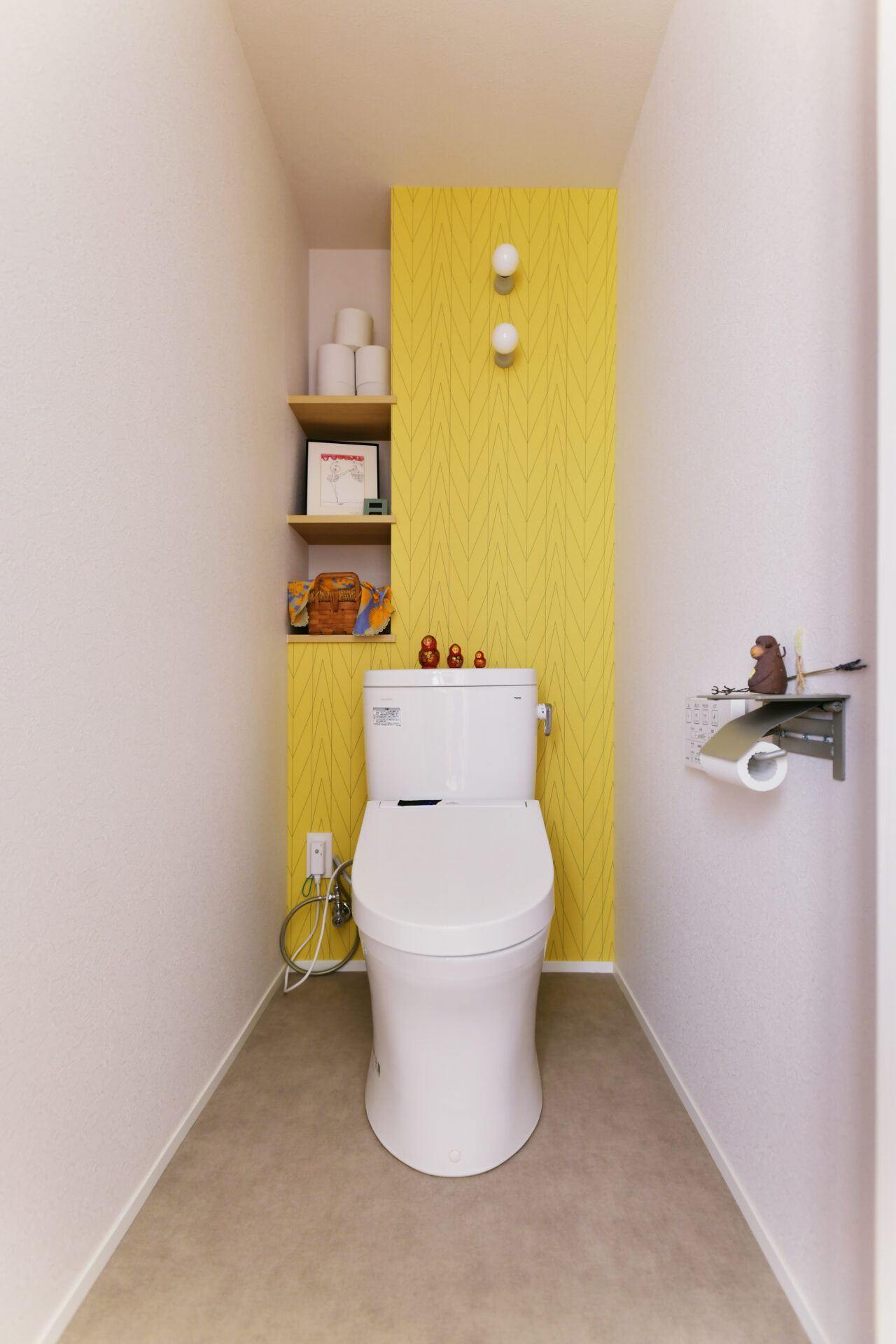 造作で空間を隅々まで活かした、家族の居場所