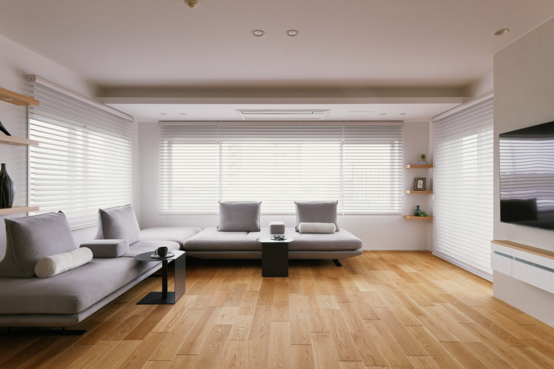 スタイリッシュと柔らかさを両立するナチュラルモダンなお家