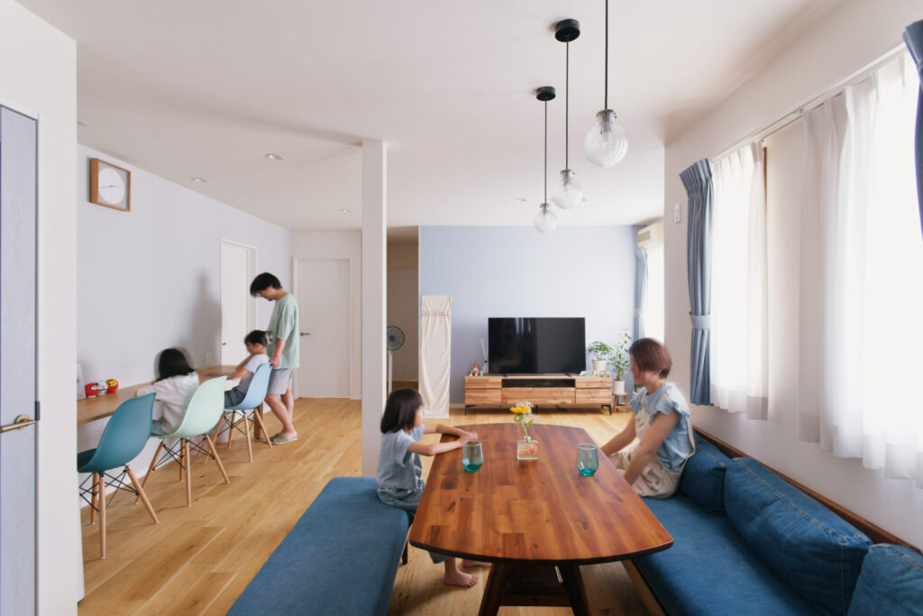 戸建て_リノベーション_２世帯_リビング_鈴木栄弥担当_エントリエ