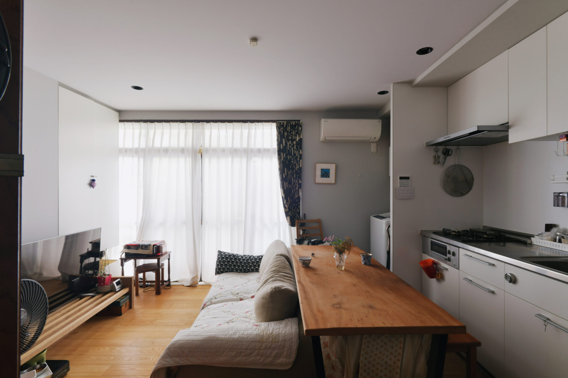 思い出を生かす、猫たちと暮らす二世帯住宅。