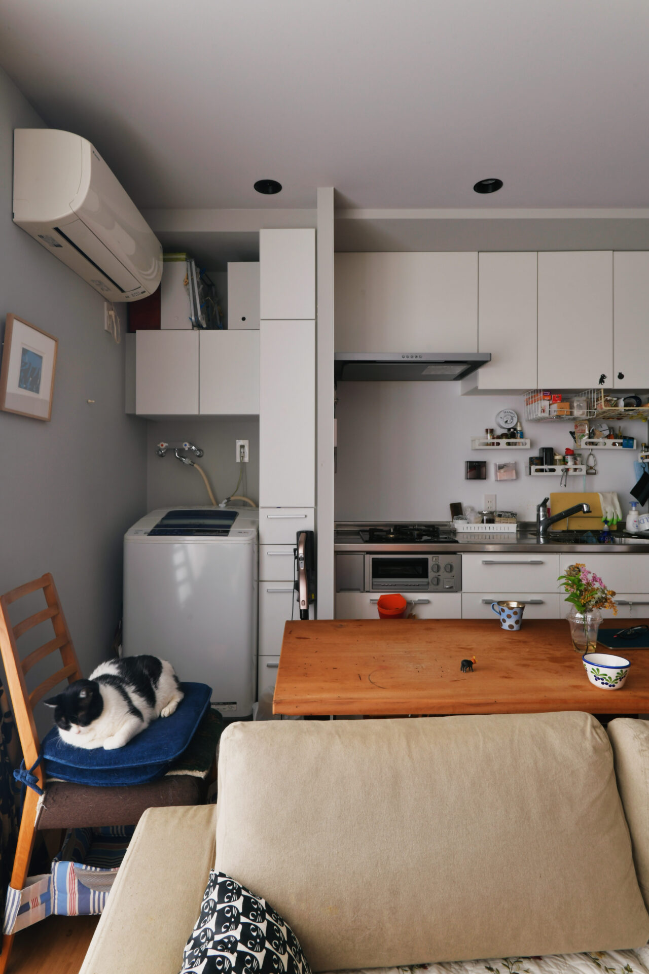 思い出を生かす、猫たちと暮らす二世帯住宅。