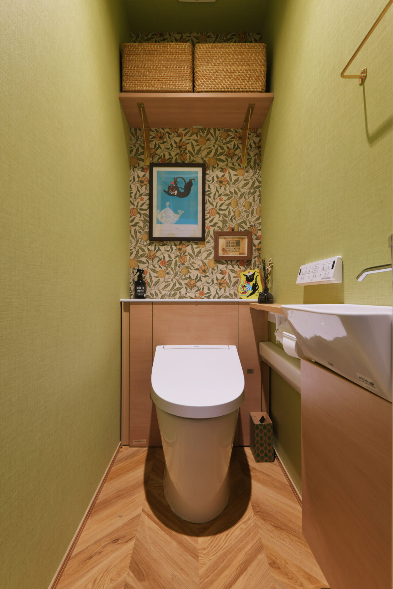 思い出を生かす、猫たちと暮らす二世帯住宅。