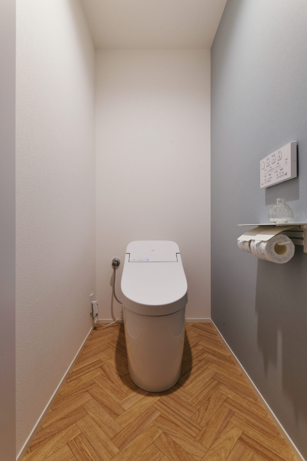 広々キッチンにゆったり収納。家族4人でのびのび過ごせる家。