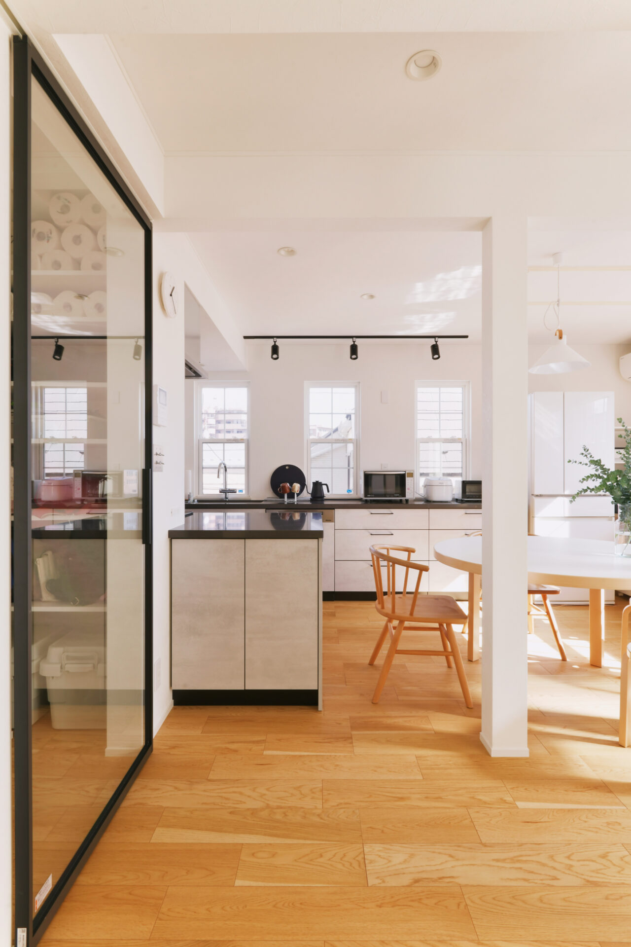 リノベーション事例_戸建て(2×4工法)_リビング_施工後_小林 めぐみ_エントリエ