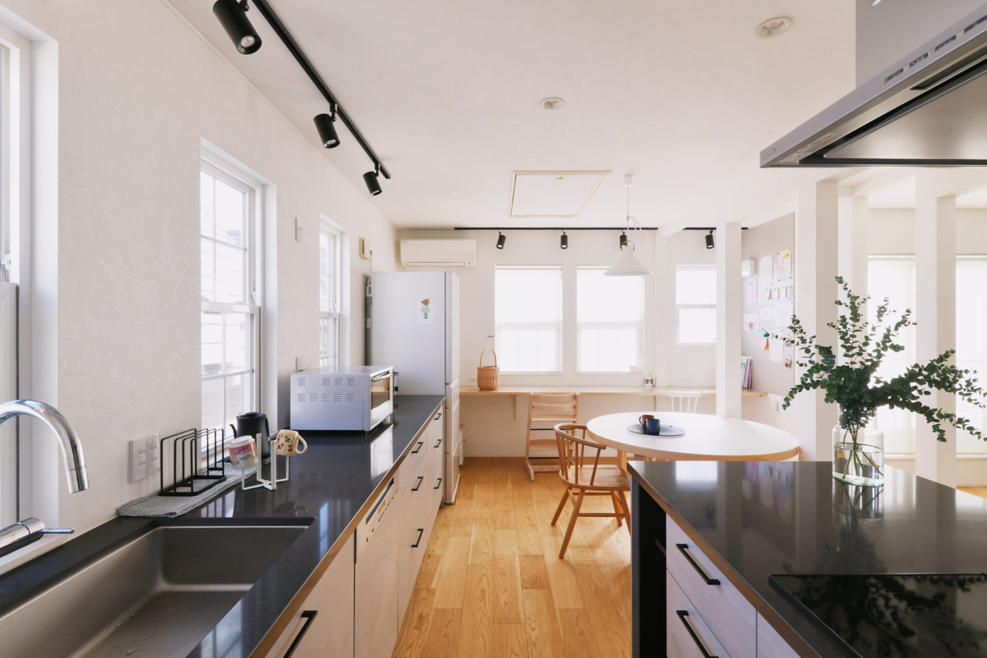 リノベーション事例_ 戸建て(2×4工法)_キッチン_施工後_小林 めぐみ_エントリエ