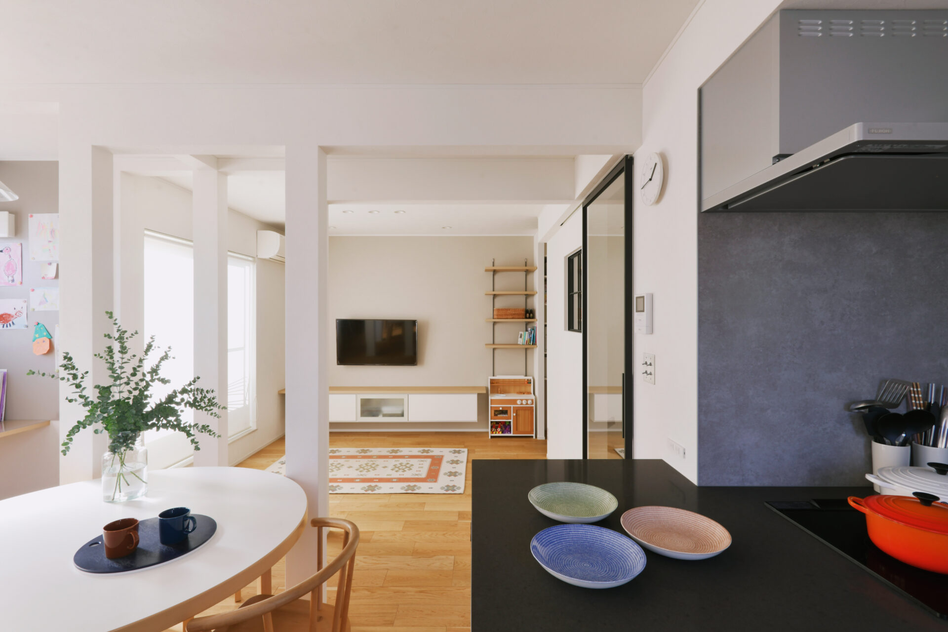 リノベーション事例_戸建て(2×4工法)_リビング_施工後_小林 めぐみ_エントリエ