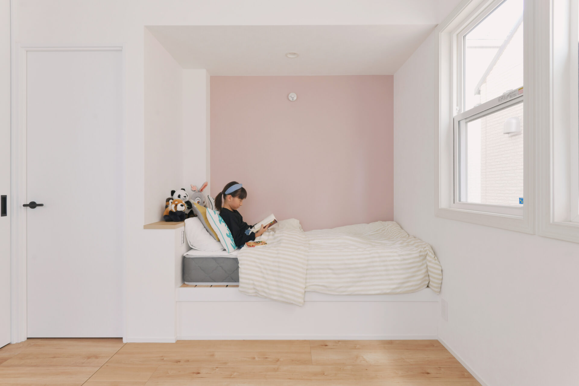 リノベーション事例_戸建て(2×4工法)_寝室_施工後_小林 めぐみ_エントリエ