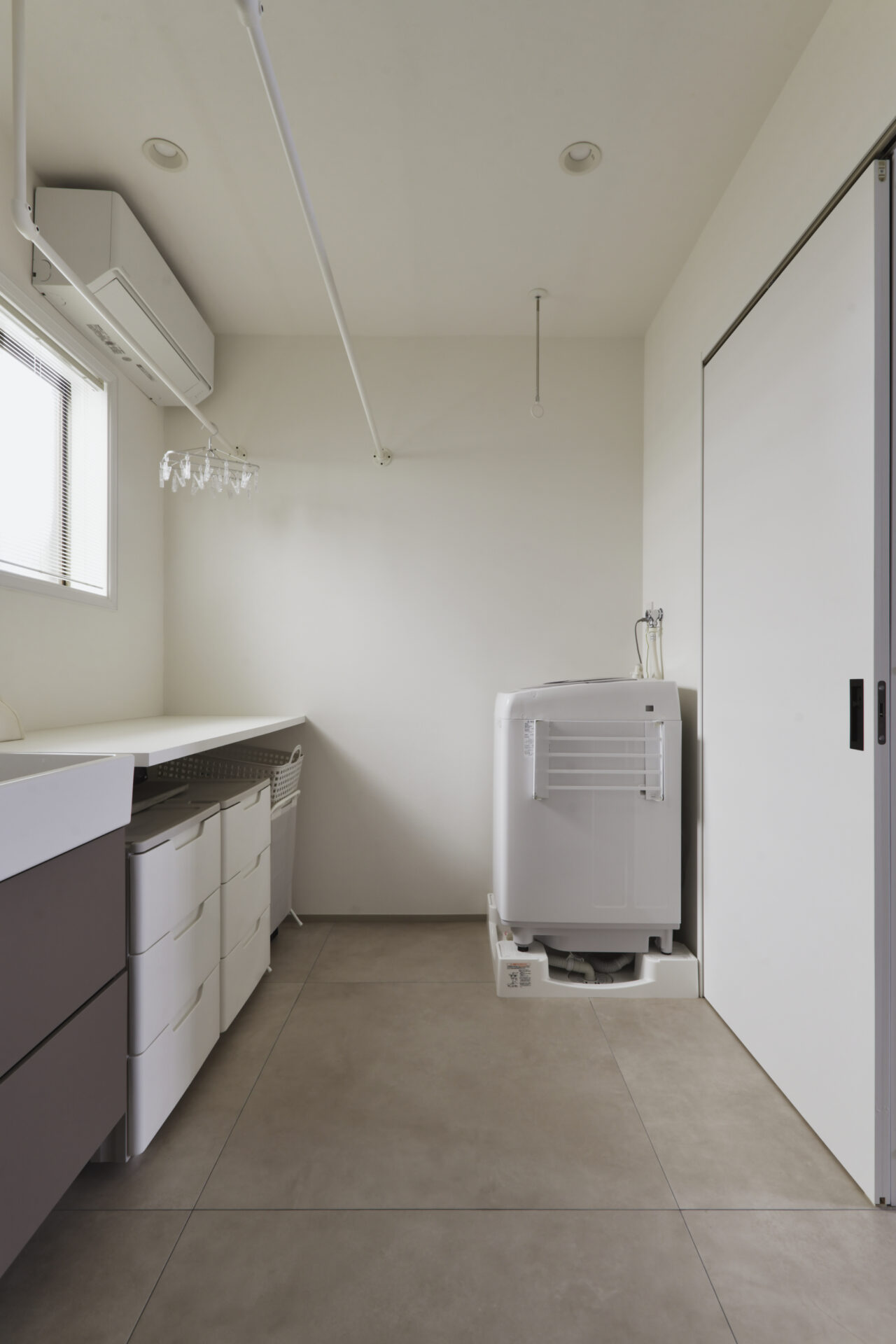 リノベーション事例_戸建て(2×4工法)_洗面所_施工後_小林 めぐみ_エントリエ