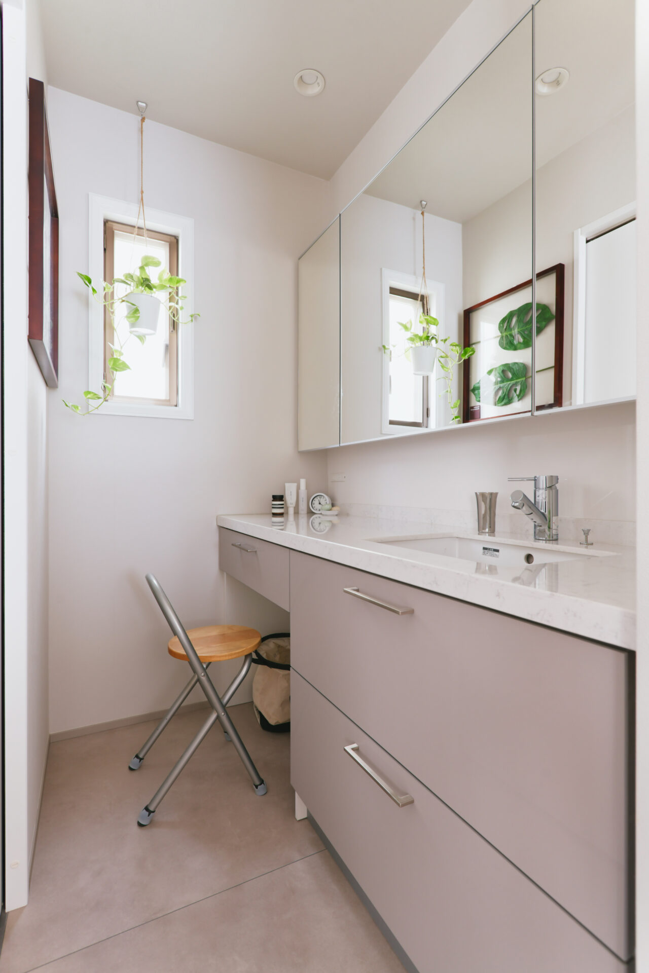 リノベーション事例_戸建て(2×4工法)_洗面所_施工後_小林 めぐみ_エントリエ