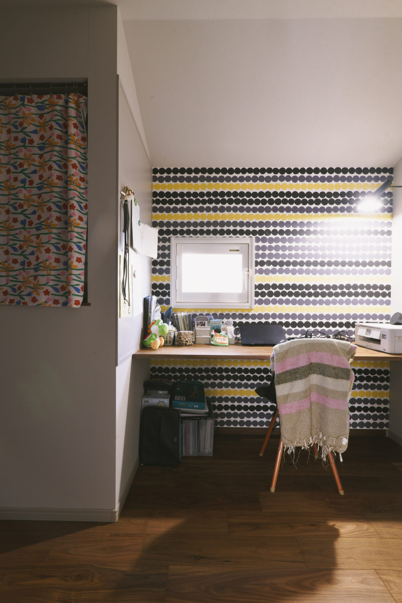 リノベーション事例_木造2階戸建て 築12年_ワークスペース_施工後_鈴木 栄弥_エントリエ