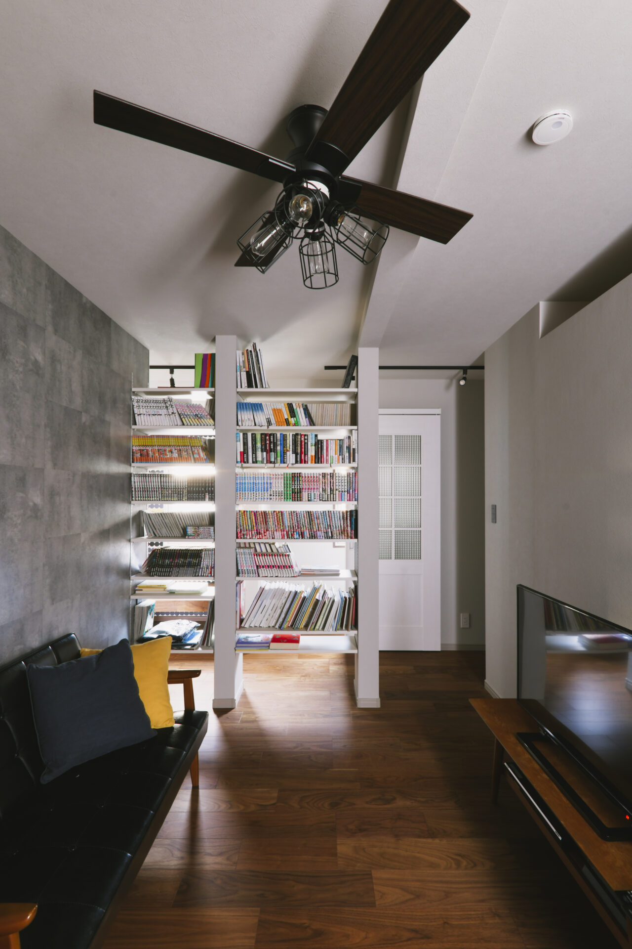 リノベーション事例_木造2階戸建て 築12年_リビング_施工後_鈴木 栄弥_エントリエ