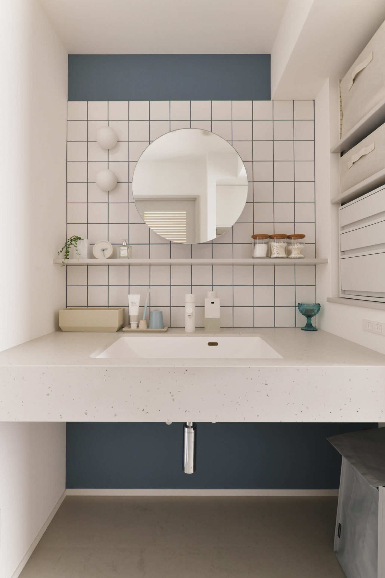 リノベーション事例_マンション・RC造_洗面所_施工後_造作洗面台_二見 奈々絵_エントリエ