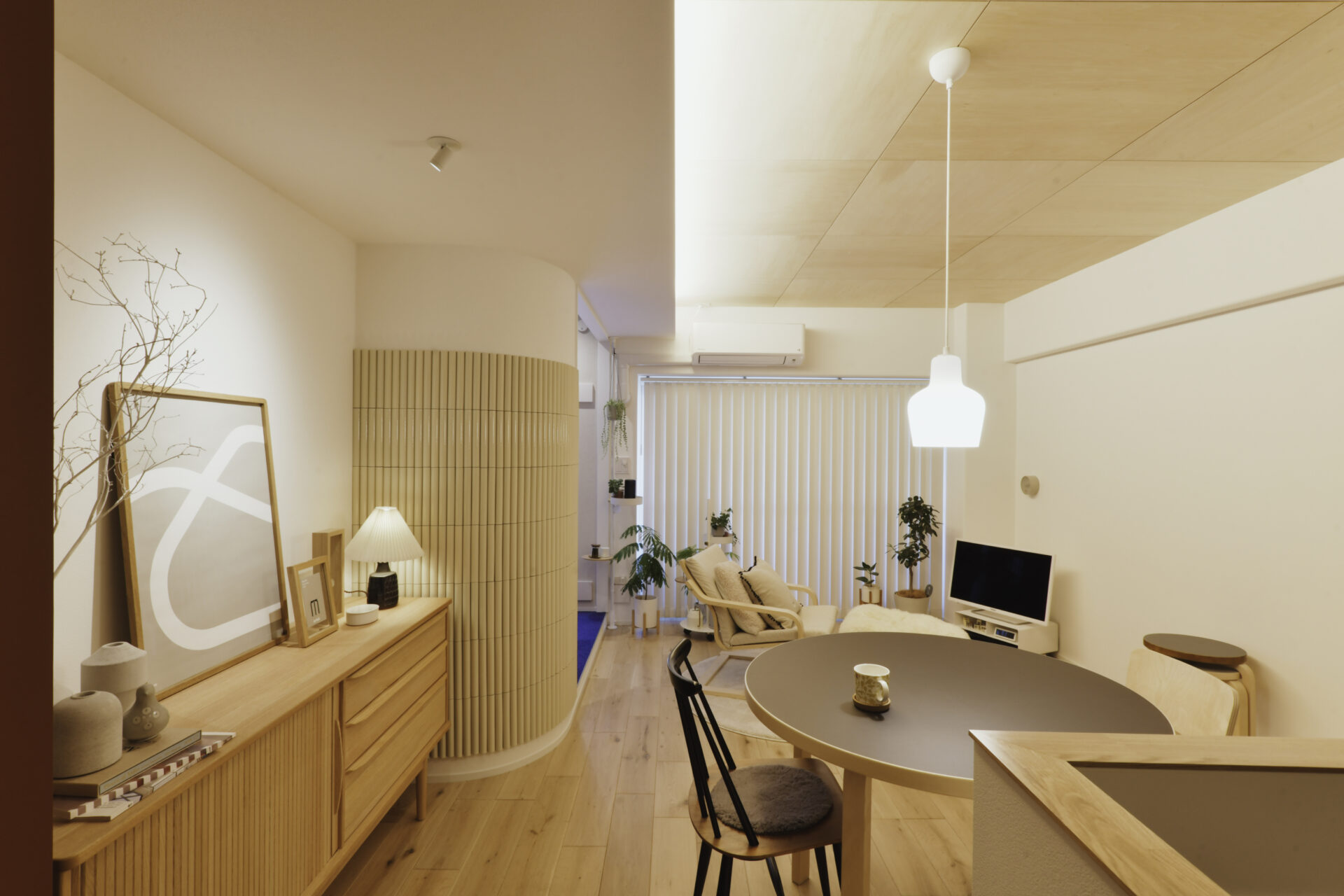 リノベーション事例_マンション・RC造_リビング_施工後_二見 奈々絵_エントリエ