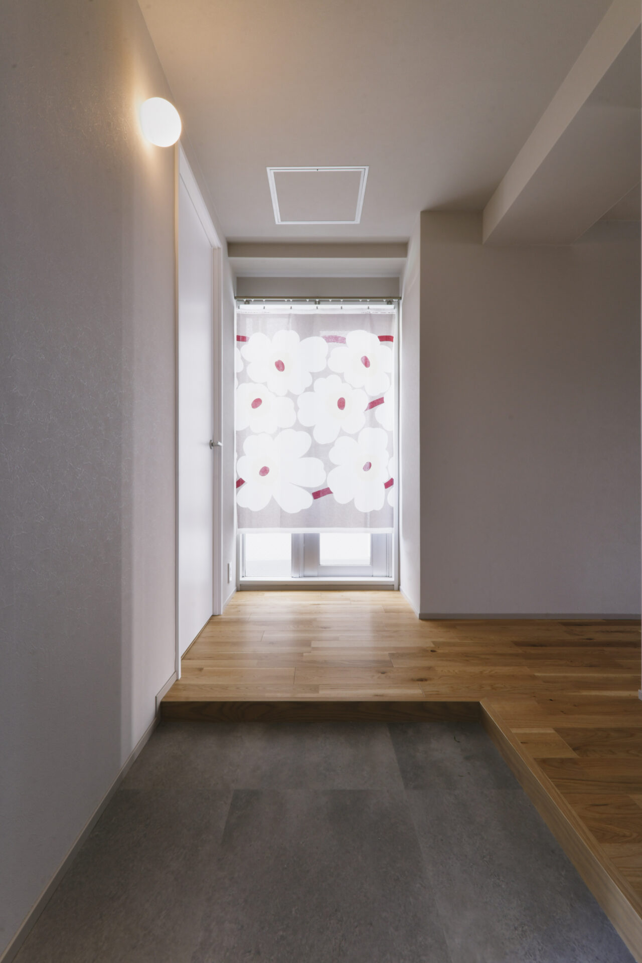 リノベーション事例_マンション・RC造_玄関_施工後_二見 奈々絵_エントリエ