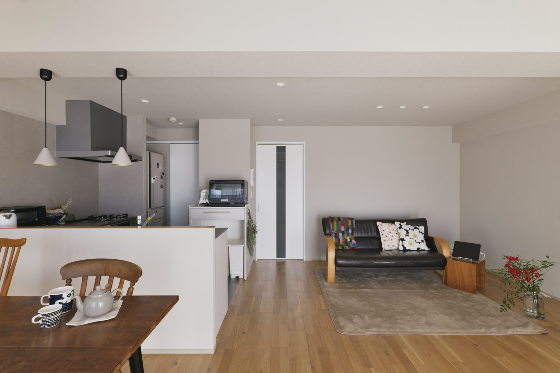 リノベーション事例_マンション・RC造_リビング_施工後_二見 奈々絵_エントリエ