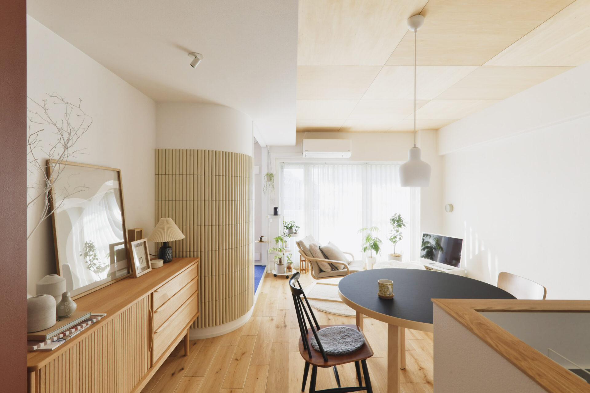 リノベーション事例_マンション・RC造_リビング_施工後_二見 奈々絵_エントリエ