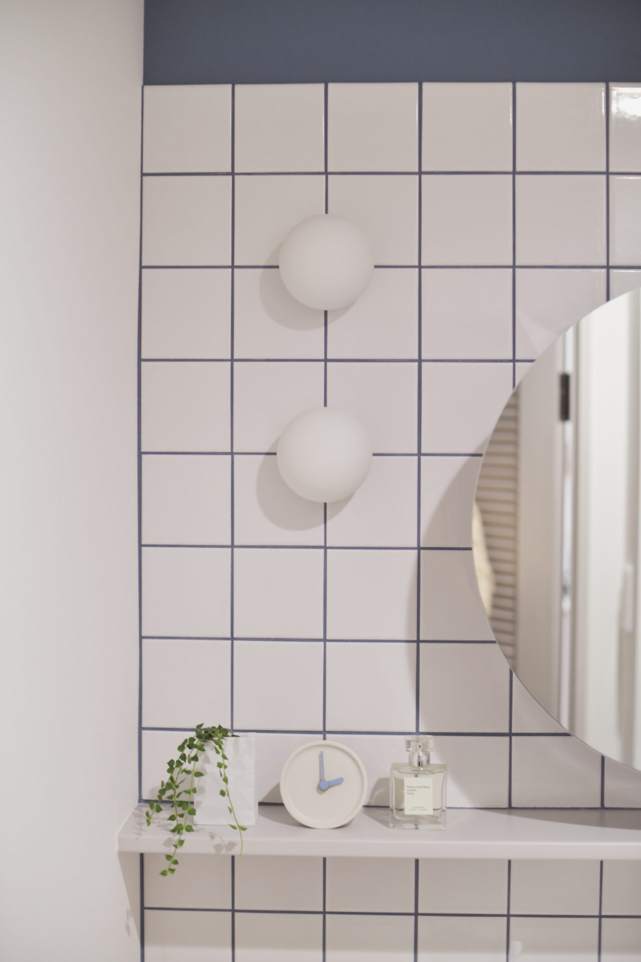 リノベーション事例_マンション・RC造_洗面所_施工後_造作洗面台_二見 奈々絵_エントリエ