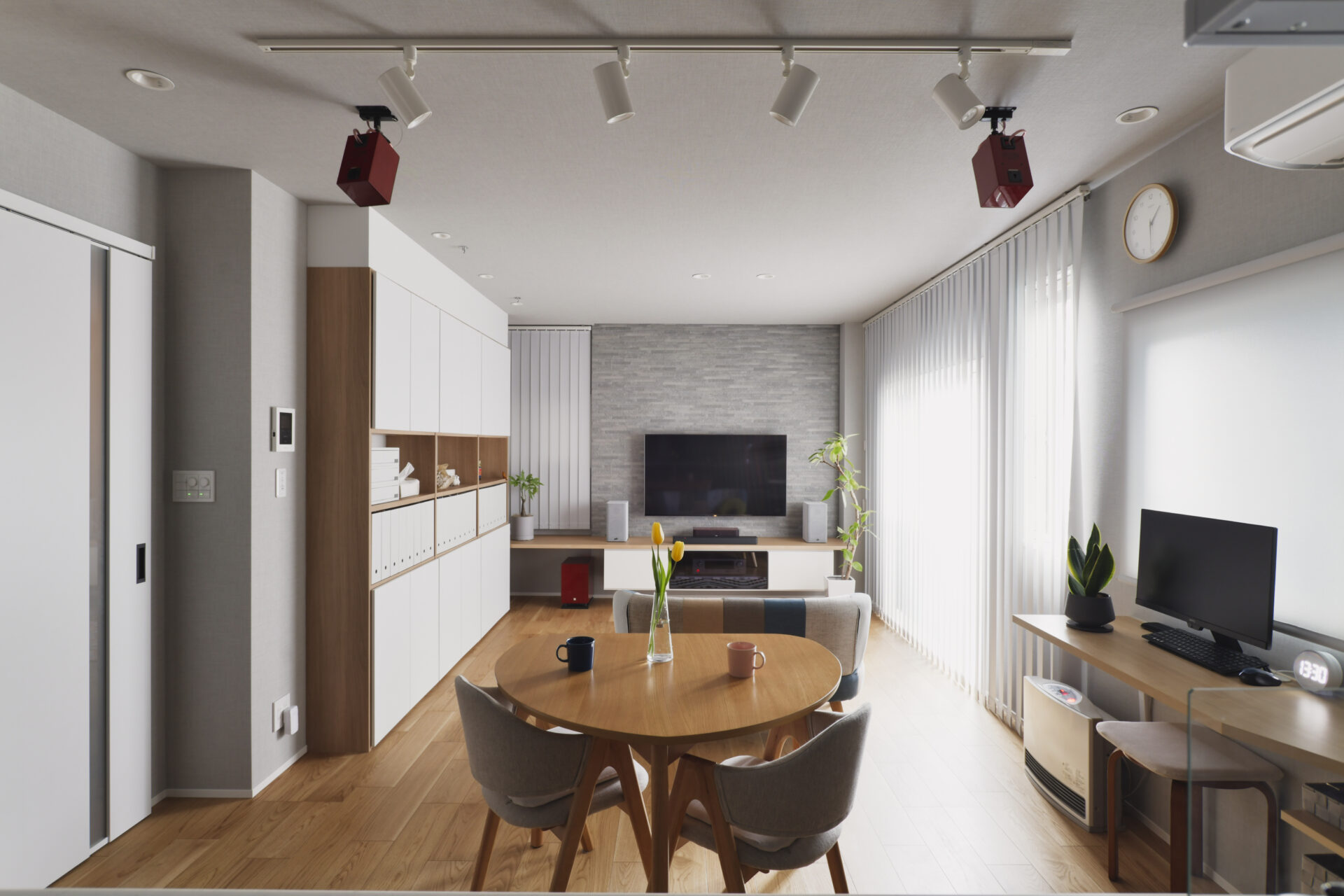 ふたつの暮らし、ひとつの家。家族の記憶を受け継ぐ二世帯リノベーション