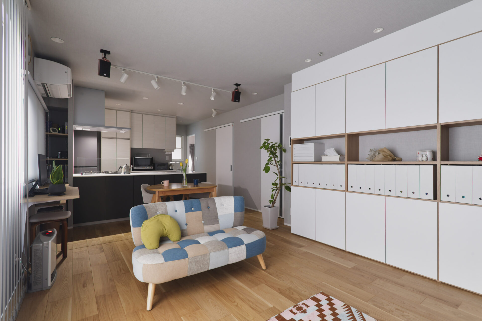 ふたつの暮らし、ひとつの家。家族の記憶を受け継ぐ二世帯リノベーション