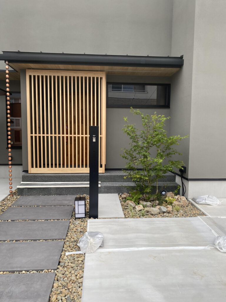 新築戸建て_玄関_りえさん_エントリエ