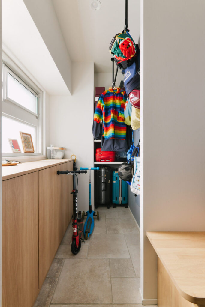 リノベーション事例_マンション_64㎡_土間_施工後_二見 奈々絵_エントリエ