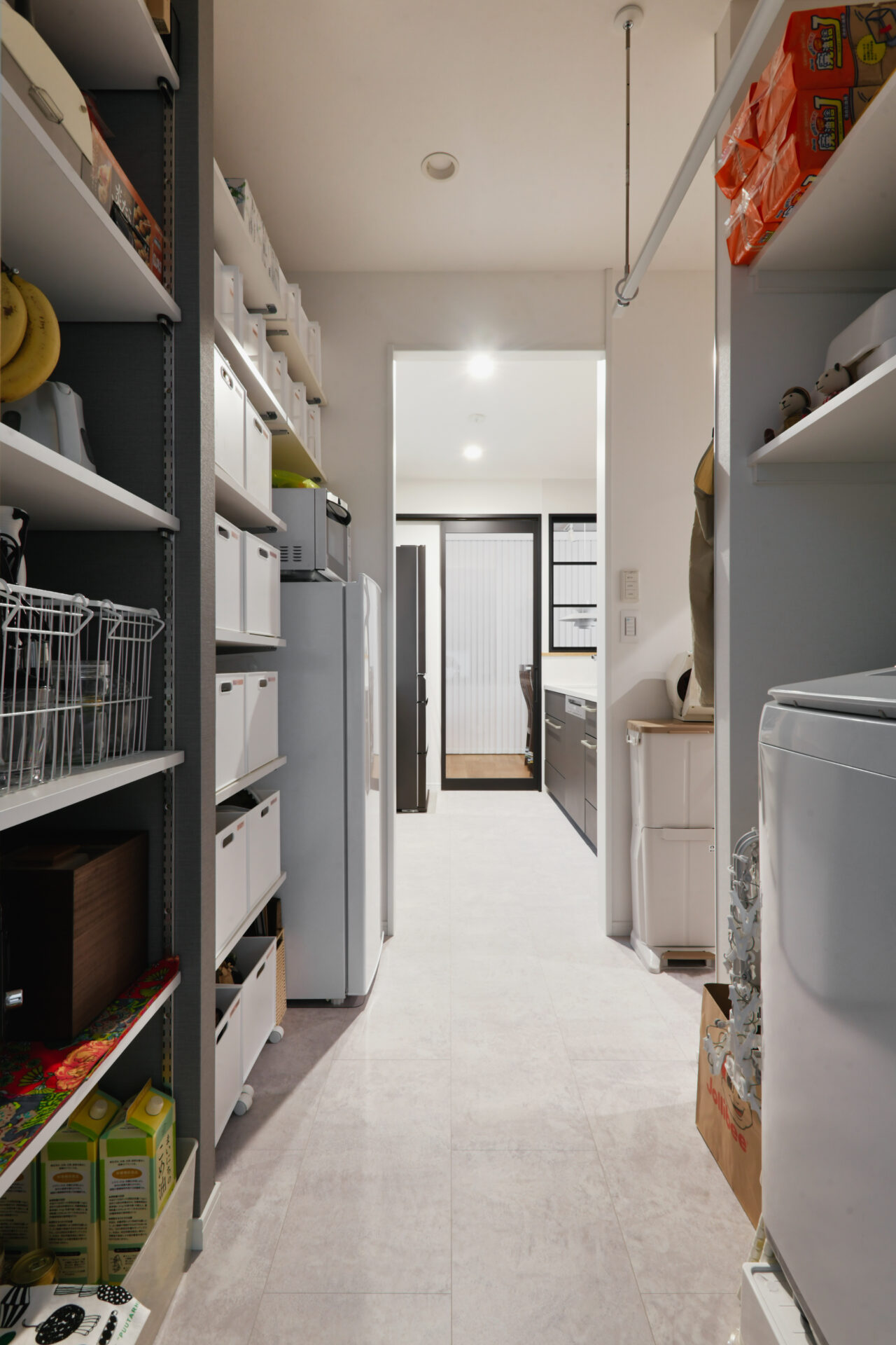 リノベーション事例_戸建て_ランドリールーム_施工後_田畑照子_エントリエ