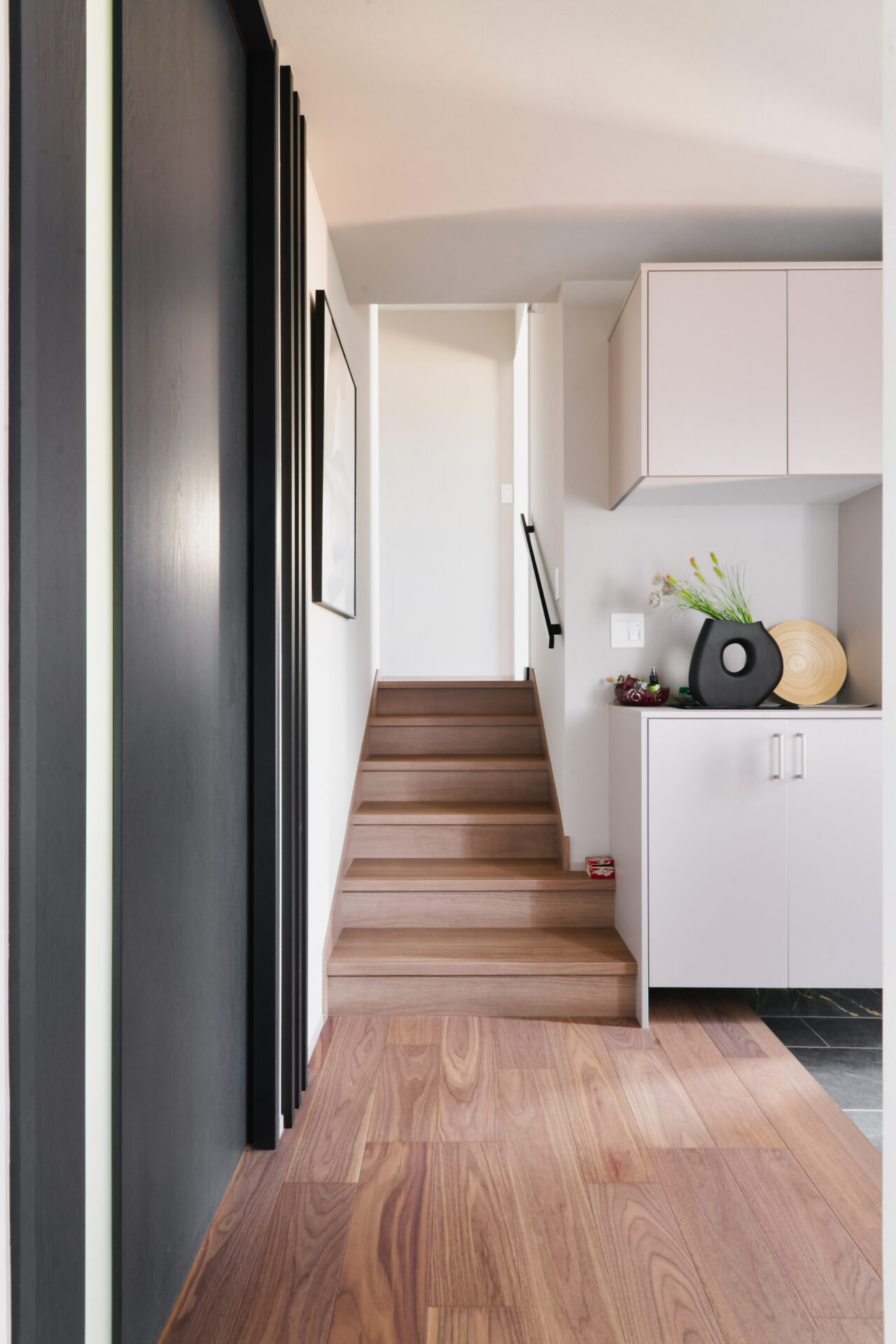 リノベーション事例_戸建て_玄関_施工後_田畑照子_エントリエ