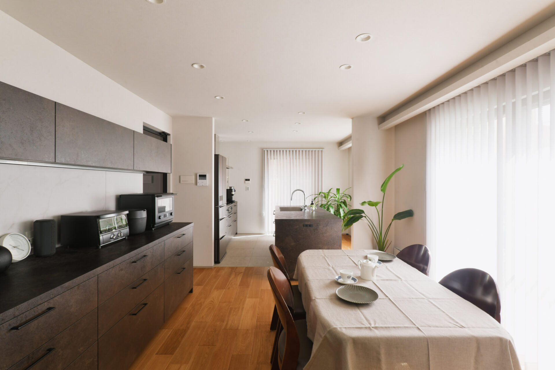戸建て_リノベーション_2×4工法_ツーバイフォー_リビング_キッチン_ロフト_小林めぐみ担当_エントリエ