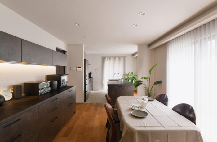 戸建て_リノベーション_2×4工法_ツーバイフォー_リビング_キッチン_ロフト_小林めぐみ担当_エントリエ